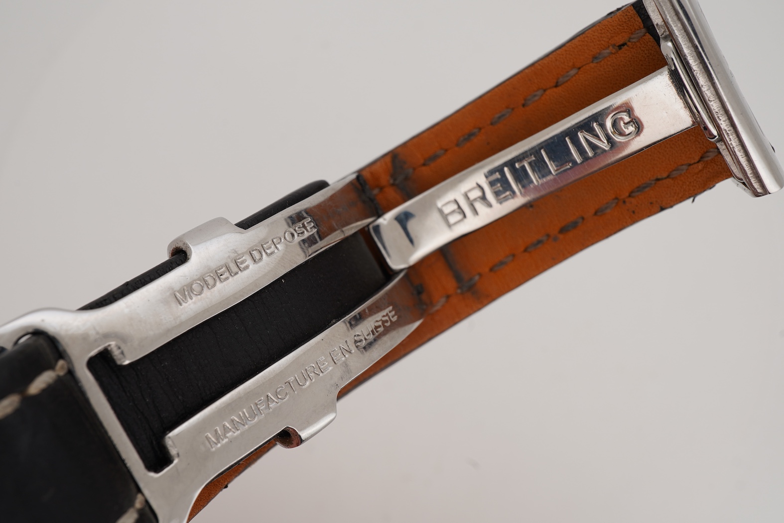 A gentleman's late 20th century stainless steel Breitling Chronometre Navitimer manual wind wrist watch